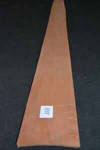 Peren fineer 200 x 11-16 cm | 0.6 mm | 0,27m&sup2;