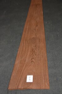 Wenge fineer 234 x 25-26 cm | 0.6 mm | 0,6m&sup2;