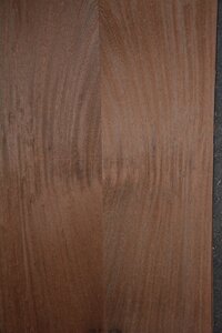Wenge fineer 253 x 19 cm | 0.6 mm | 0,48m&sup2;