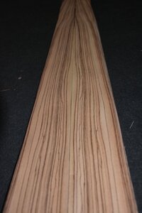 Zebrano fineer 320 x 10-11 cm | 0.6 mm | 0,34m&sup2;