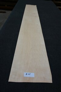 Esdoorn fineer 209 x 27-30 cm | 0.6mm | 0,596m&sup2;