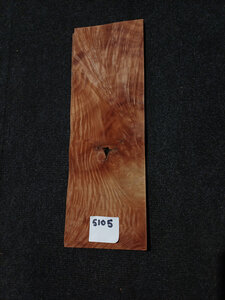 Madrona fineer 40 x 13 - 13 cm | 0.6 mm | 0,0544 m&sup2;