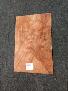 Madrona fineer 39 x 25 - 25 cm | 0.6 mm | 0,1019 m&sup2;