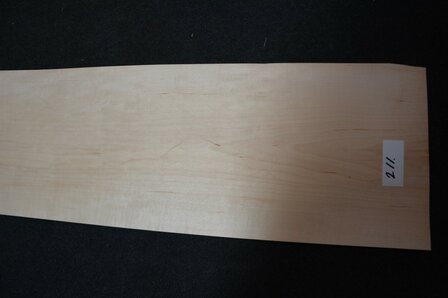 Esdoorn fineer 209 x 27-30 cm | 0.6mm | 0,596m&sup2;