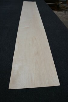 Esdoorn fineer 209 x 27-30 cm | 0.6mm | 0,596m&sup2;