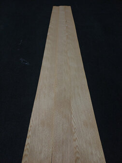 Amerikaans Eiken fineer 235 x 10,5 - 14 cm | 0.6 mm | 0,4113 m&sup2;