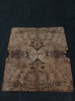 Wortelnoten fineer 16 x 15 - 15 cm | 0.6 mm | 0,0360 m&sup2;