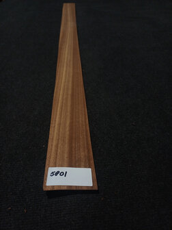 Dibetou fineer 155 x 8,5 - 10 cm | 0.6 mm | 0,2093 m&sup2;