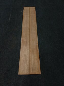 Teak fineer 124 x 10,5 - 10,5 cm | 0.6 mm | 0,1953 m&sup2;
