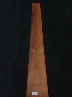 Swietenia Mahonie fineer 244 x 28,5 - 23 cm | 0.6 mm | 0,9760 m&sup2;