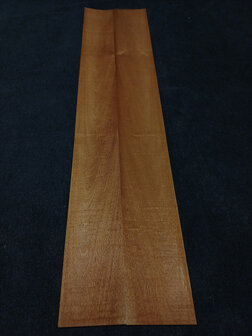 Swietenia Mahonie fineer 223 x 27 - 18 cm | 0.6 mm | 0,8028 m&sup2;
