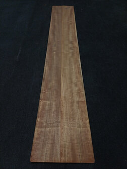 Tropical Oliver fineer 230 x 19 - 19 cm | 0.8 mm | 0,6555 m&sup2;