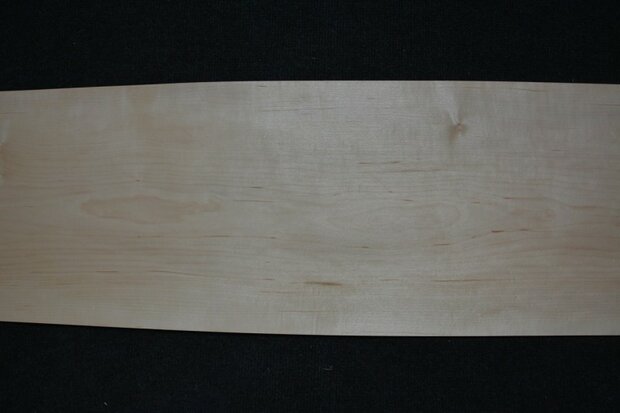 Esdoorn fineer 209 x 27-30 cm | 0.6mm | 0,596m&sup2;