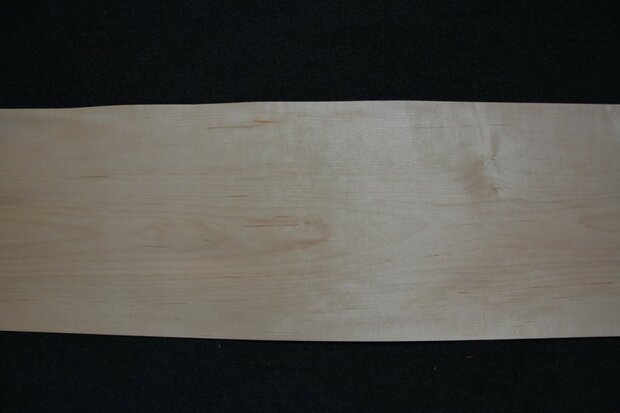 Esdoorn fineer 209 x 27-30 cm | 0.6mm | 0,596m&sup2;