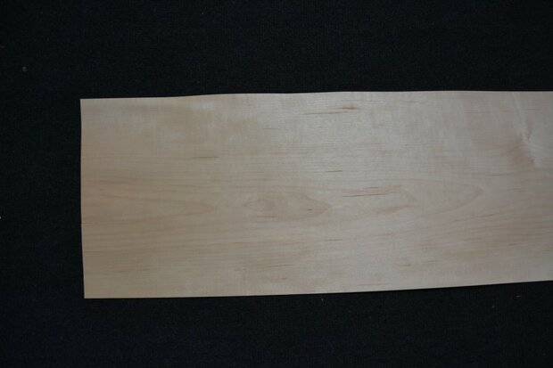 Esdoorn fineer 209 x 27-30 cm | 0.6mm | 0,596m&sup2;