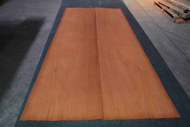 Santos Palissander fineer 173 x 9 - 9 cm | 0.6 mm | 0,2336 m&sup2;