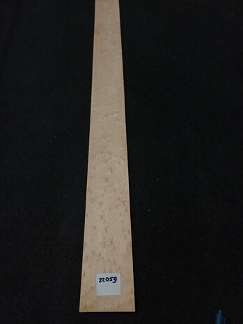 Esdoorn fineer 113 x 10 - 9 cm | 0.6 mm | 0,1074 m&sup2;