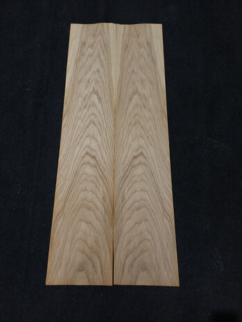 Europees Eiken fineer 110 x 20,5 - 23 cm | 0.6 mm | 0,3520 m&sup2;