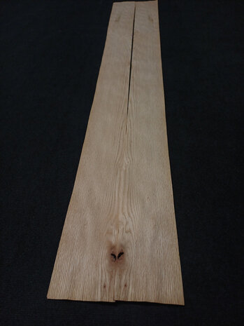Amerikaans Eiken fineer 230 x 13,5 - 18,5 cm | 0.6 mm | 0,5233 m&sup2;