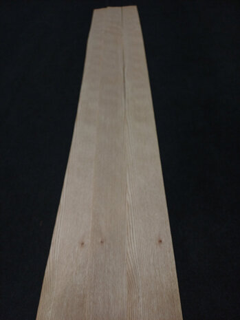 Amerikaans Eiken fineer 230 x 12,5 - 12 cm | 0.6 mm | 0,4255 m&sup2;