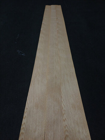 Amerikaans Eiken fineer 235 x 10,5 - 14 cm | 0.6 mm | 0,4113 m&sup2;