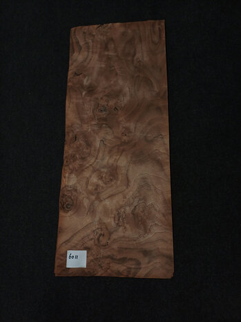 Wortelnoten fineer 71 x 28 - 29 cm | 0.6 mm | 0,3018 m&sup2;