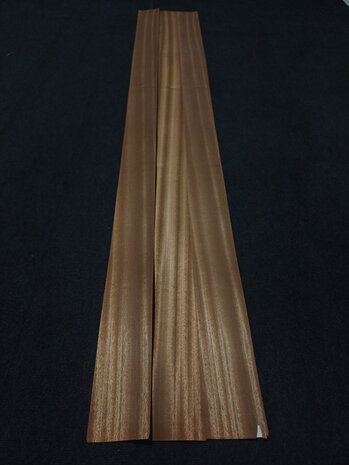 Dibetou fineer 225 x 12 - 10,5 cm | 0.6 mm | 0,3881 m&sup2;