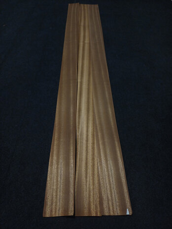 Dibetou fineer 225 x 12 - 10,5 cm | 0.6 mm | 0,3881 m&sup2;