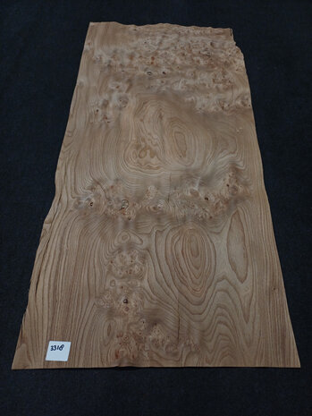 Iepen wortel fineer 132 x 60 - 60 cm | 0.6 mm | 1,1880 m&sup2;