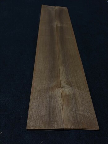 Teak fineer 140 x 15,5 - 16 cm | 0.6 mm | 0,3290 m&sup2;