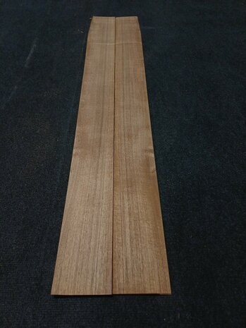 Teak fineer 124 x 10,5 - 10,5 cm | 0.6 mm | 0,1953 m&sup2;