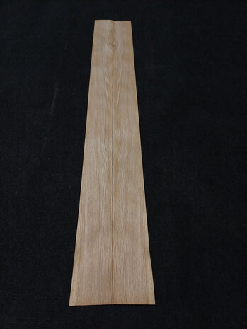 Europees Eiken fineer 203 x 17,5 - 17,5 cm | 0.6 mm | 0,5329 m&sup2;
