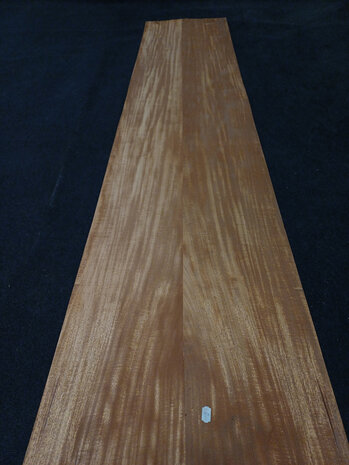Swietenia Mahonie fineer 283 x 33 - 32 cm | 0.6 mm | 1,3867 m&sup2;