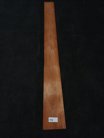 Swietenia Mahonie fineer 197 x 16,5 - 16,5 cm | 0.6 mm | 0,4876 m&sup2;