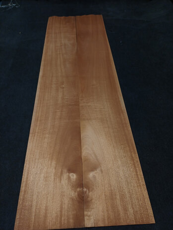 Honduras Mahonie fineer 302 x 43 - 43 cm | 1.0 mm | 1,9479 m&sup2;
